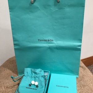 Tiffany White Dolomite Bead Ball Studs